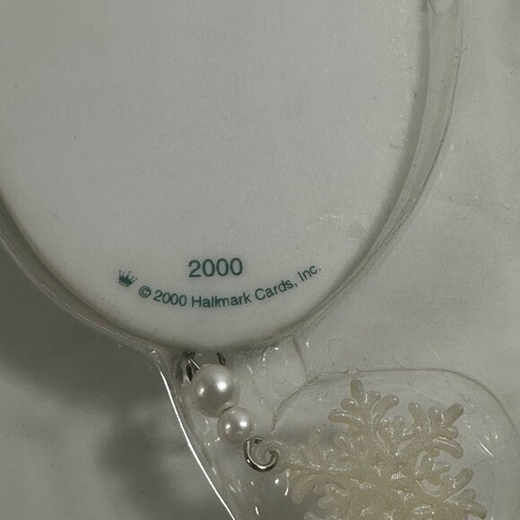 Hallmark Keepsake Ornament 2000 Our Christmas Together Fine Porcelain Decoration - Picture 5 of 6